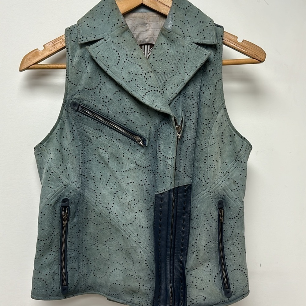 CUADRA women's light blue sheepskin vest size S